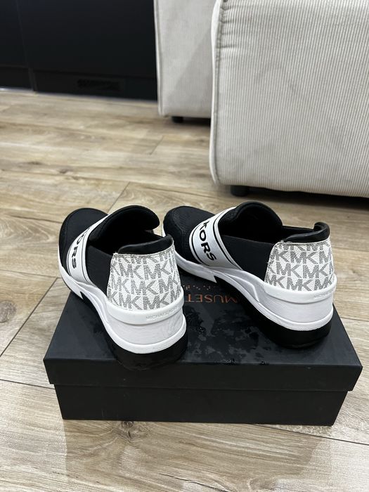 Adidasi Michael Kors