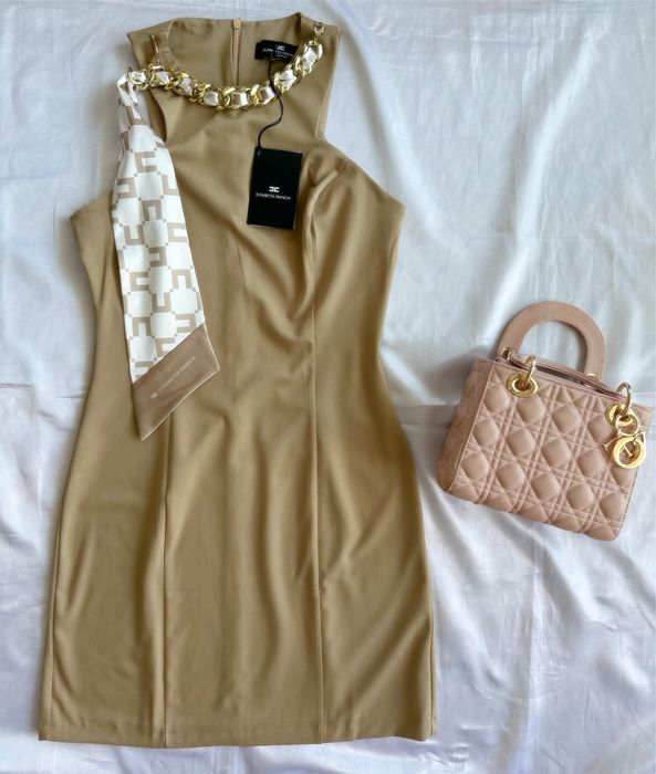Рокля Elisabetta Franchi