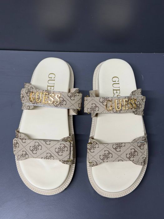 Papuci Guess noi !!! Marimi 36/41 !!!
