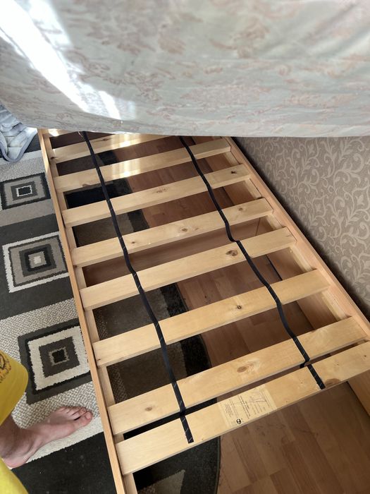 Кровать односпальная