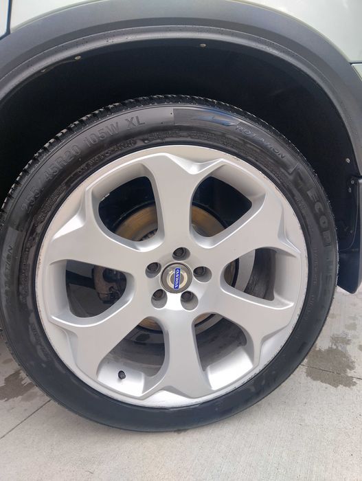 Джанти 5х108 20 с гуми 255/45 r20