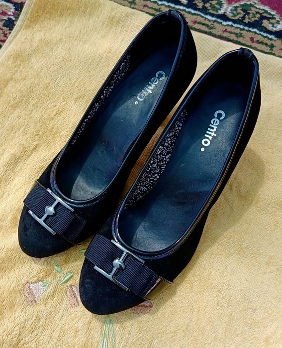 Замшевые туфли. Качественный. Жуда чиройли.