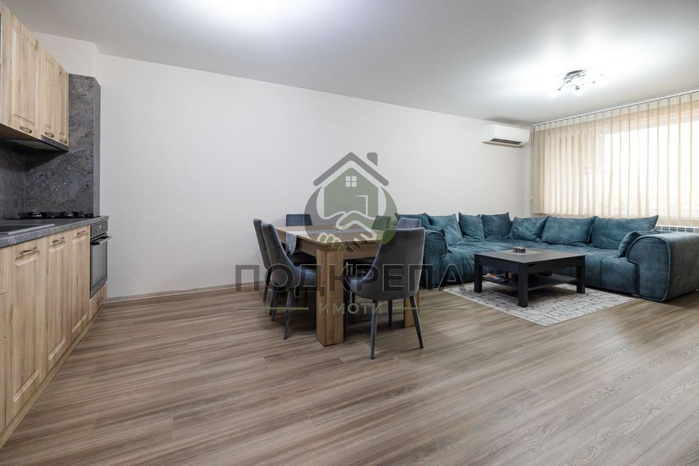 Продава се Тристаен апартамент в Пловдив, Остромила - 133 кв.м за 1797 €/кв.м - Снимка #1