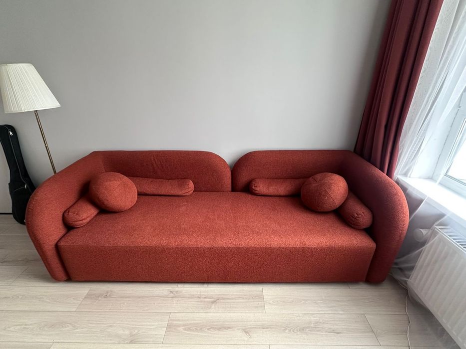 Дизайнерский диван