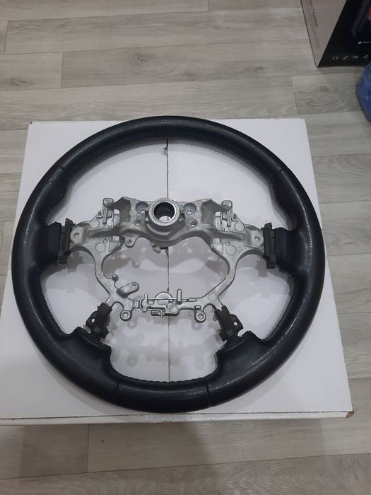 Продам руль TOYOTA Camry 50