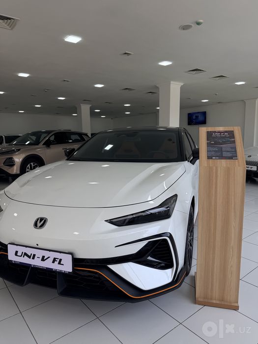 Changan UNI-V FL