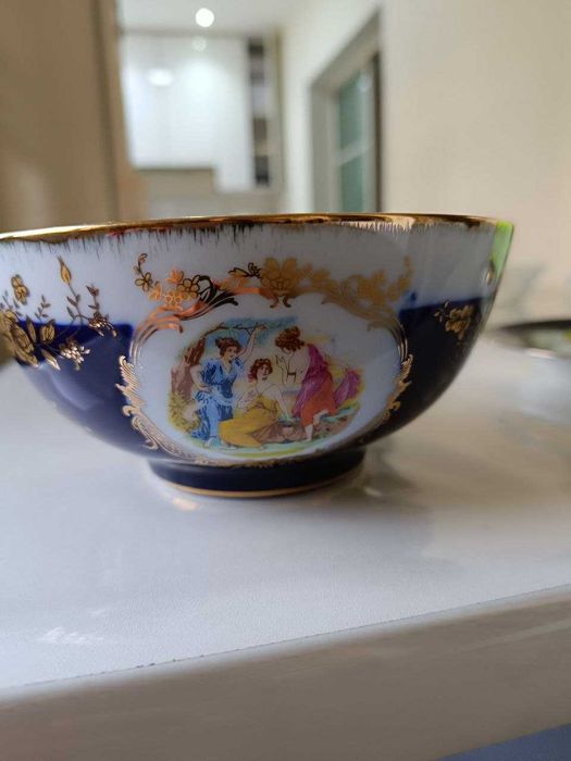 Продаю столовый сервиз Мадонна