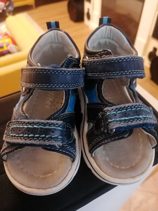 Vand sandalute piele nr 21