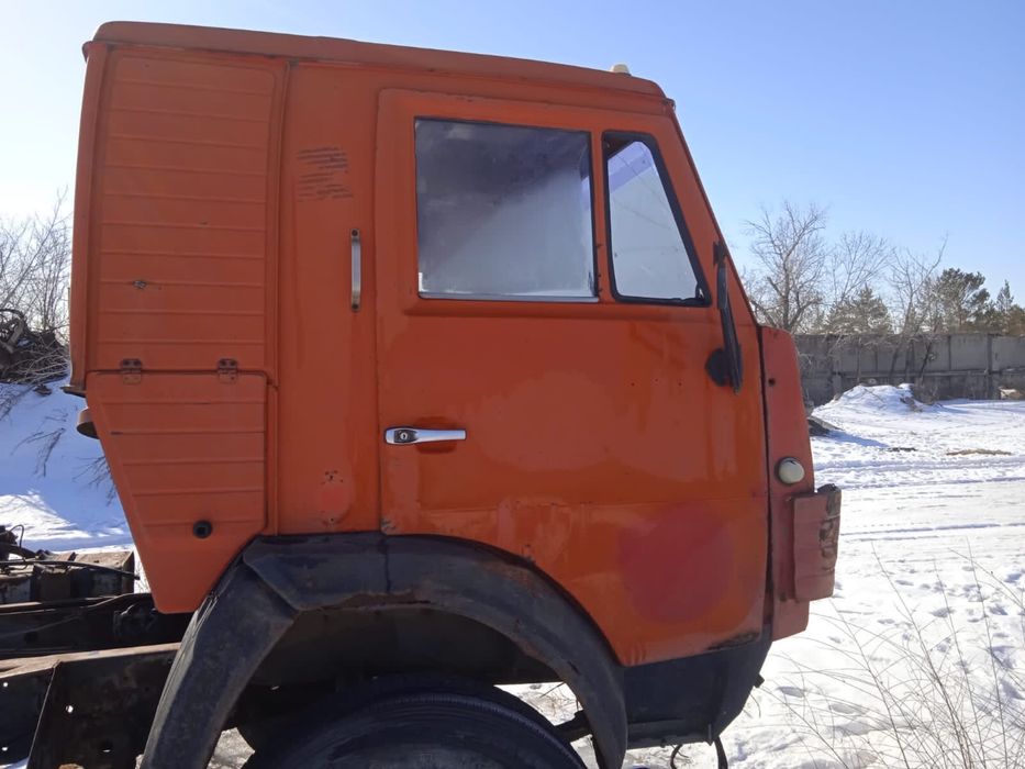 Продам кабина на Камаз со спальником