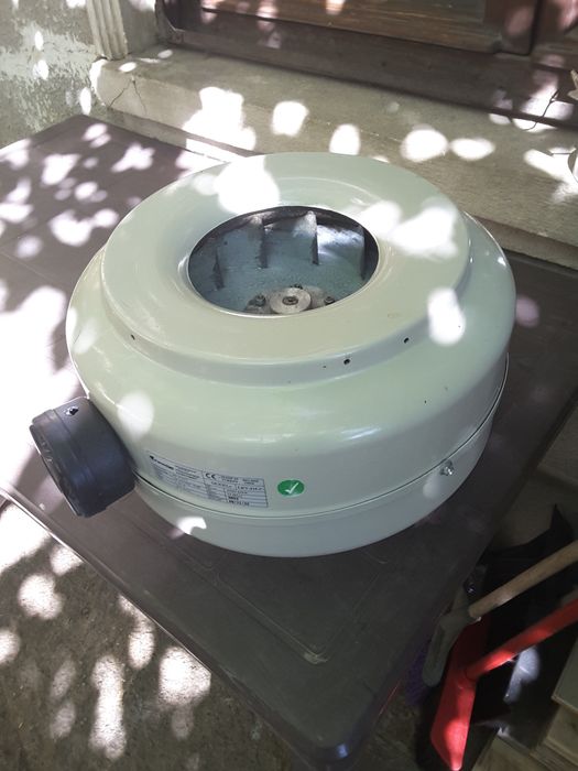 Fripteuza / fripteoza gaz  2×15 litri / hota / motor 2700mc/h