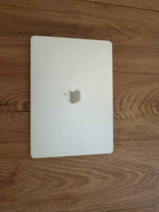 Продается MacBook Air