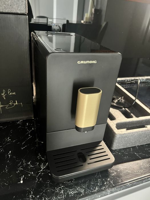 Espressor cafea Grundig