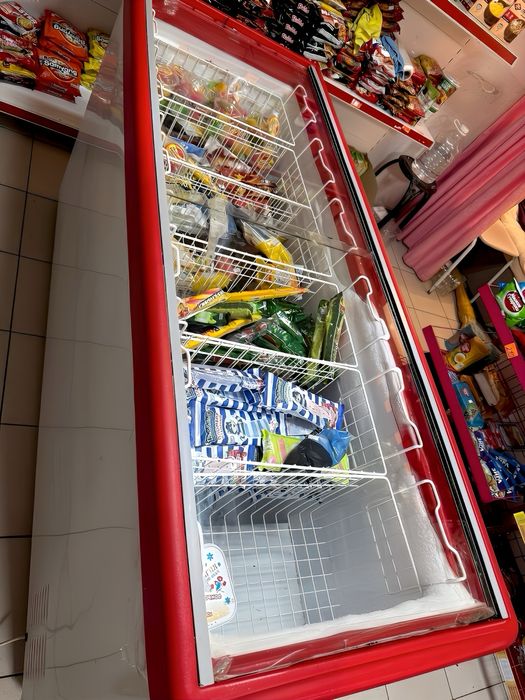 Продам морозильник (отлично морозит)