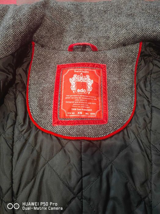 Дамско палто чисто ново