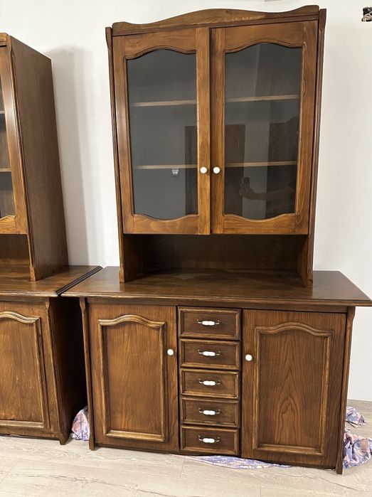 Мебели масив реставрирани