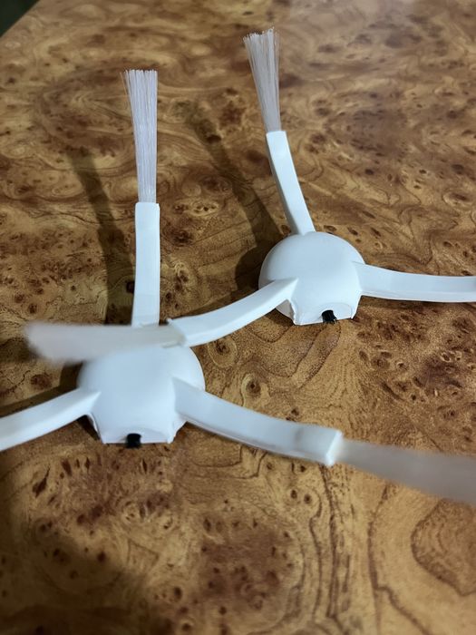 Щетки на робот-пылесос