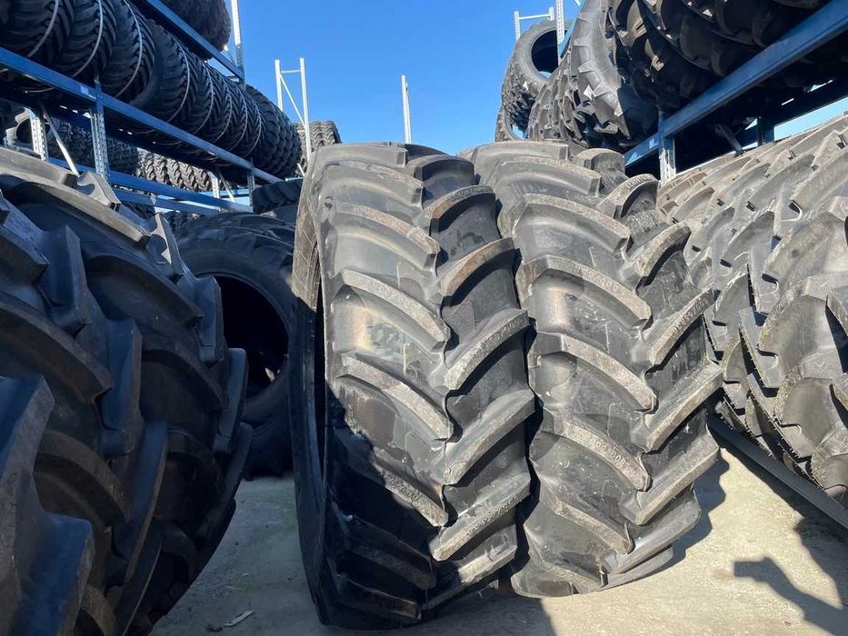 Anvelope de tractor John Deere 600/65R38 Garantie Radiale Cauciucuri