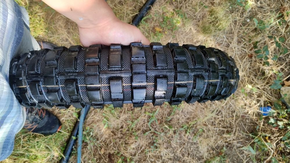 Гуми за Крос Journey 17цола