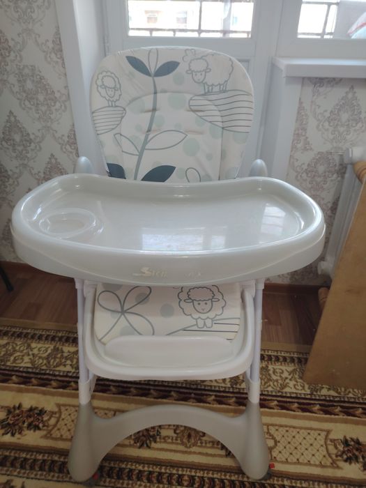 Стол для еди детский