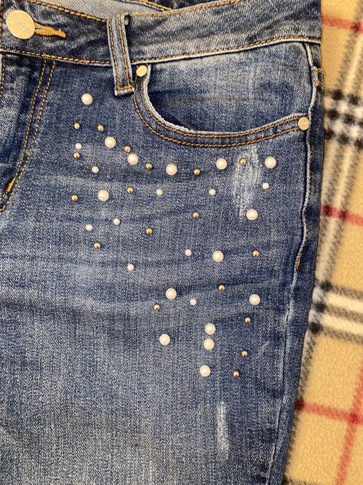 Джинсы для женщин и девочек