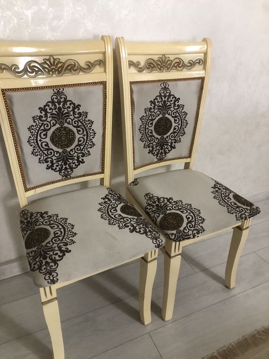Королевские стулья
