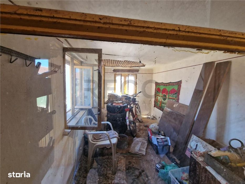 Teren mare cu 2 case in Sabolciu, com. Sacadat