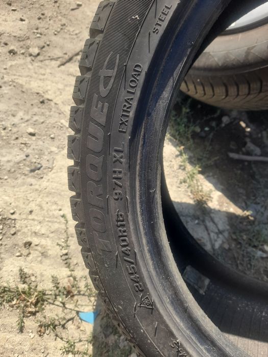 Зимна гума 245/40/18