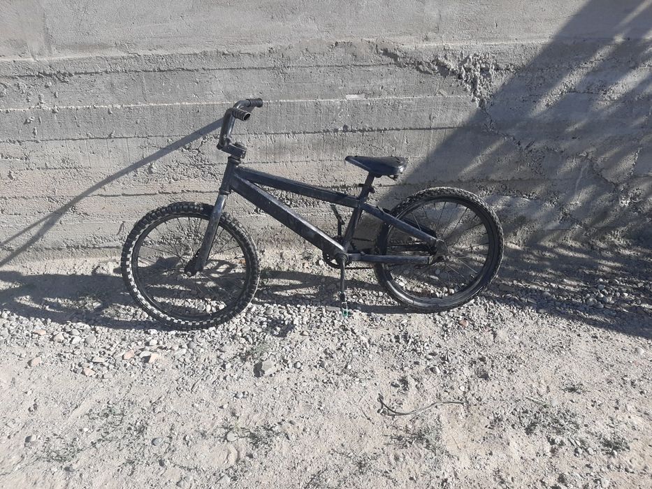 Продаётся детский велосипед похоже на BMX