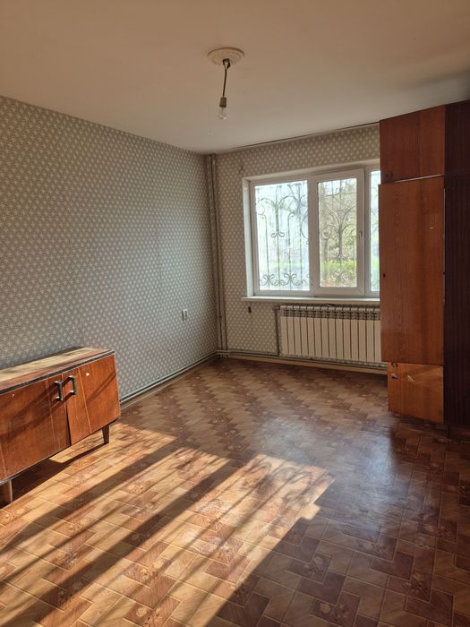 Сдаётся квартира 2х комнат в 16 м/р