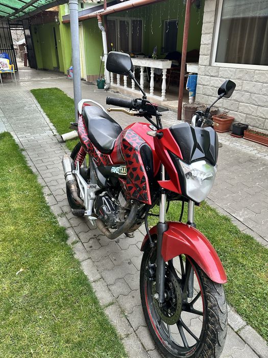 Vand sau schimb Honda cb125f 2016 al doilea proprietar