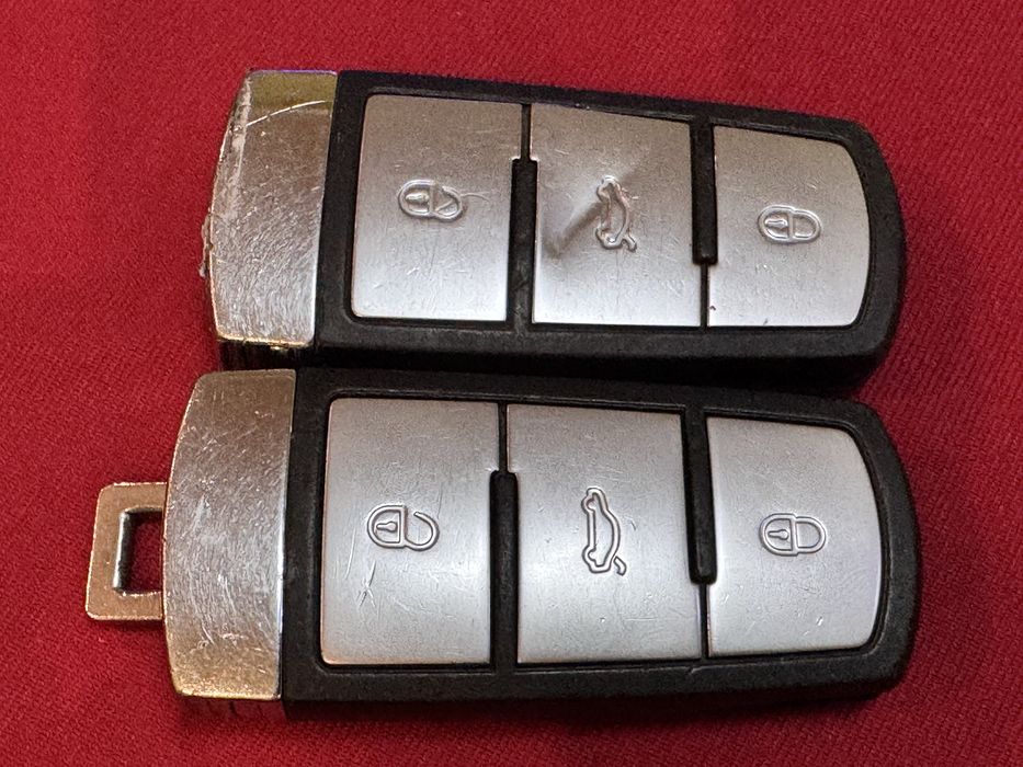 Смарт ключ VW Pasat B6/B7CC/ оригинален с 3бутона