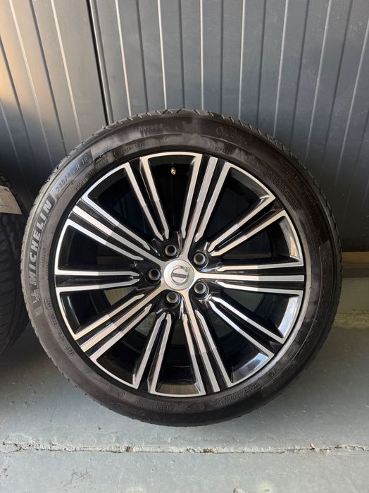 Jante Volvo originale 235 45 r18 vara s60 s90 v60 v90