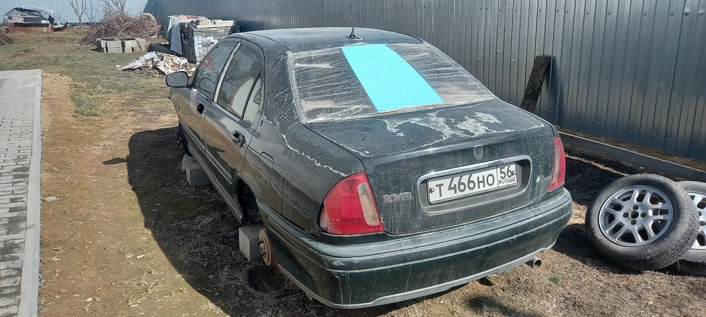 На разбор машина ровер 416