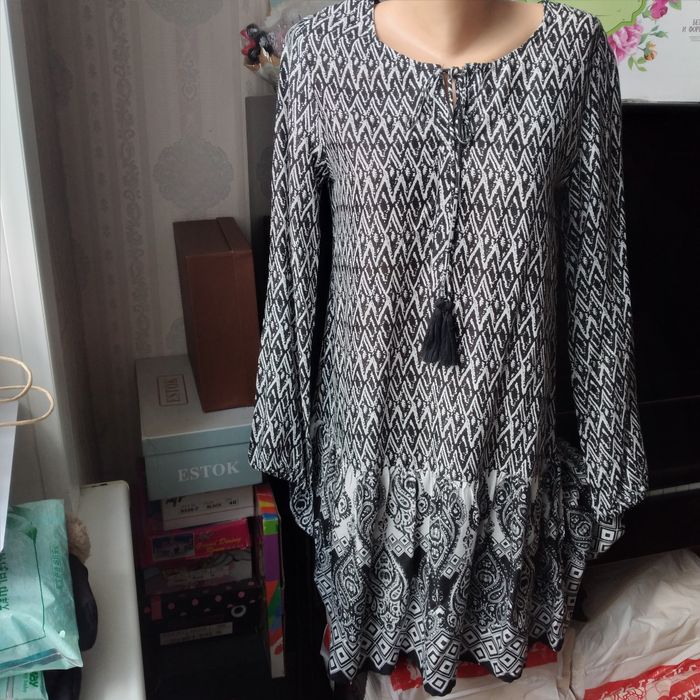 Платья (2шт.) для девочки 10-12 лет.