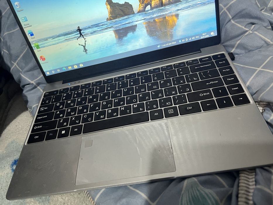 Noutbook i-tech 8/256gb