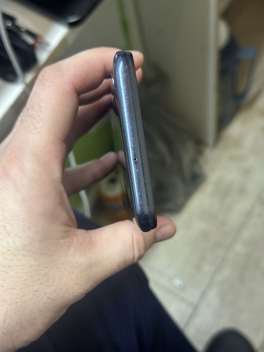 Самсунг а30s  продаю