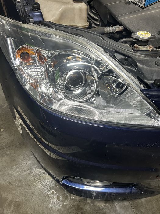 Polish faruri polimer faruri auto