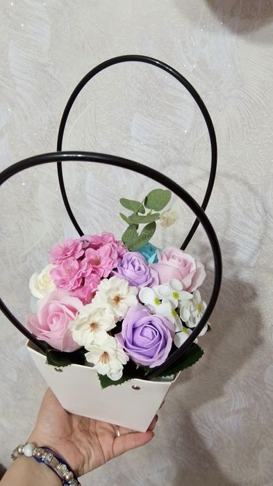 Букеты из мыльных роз