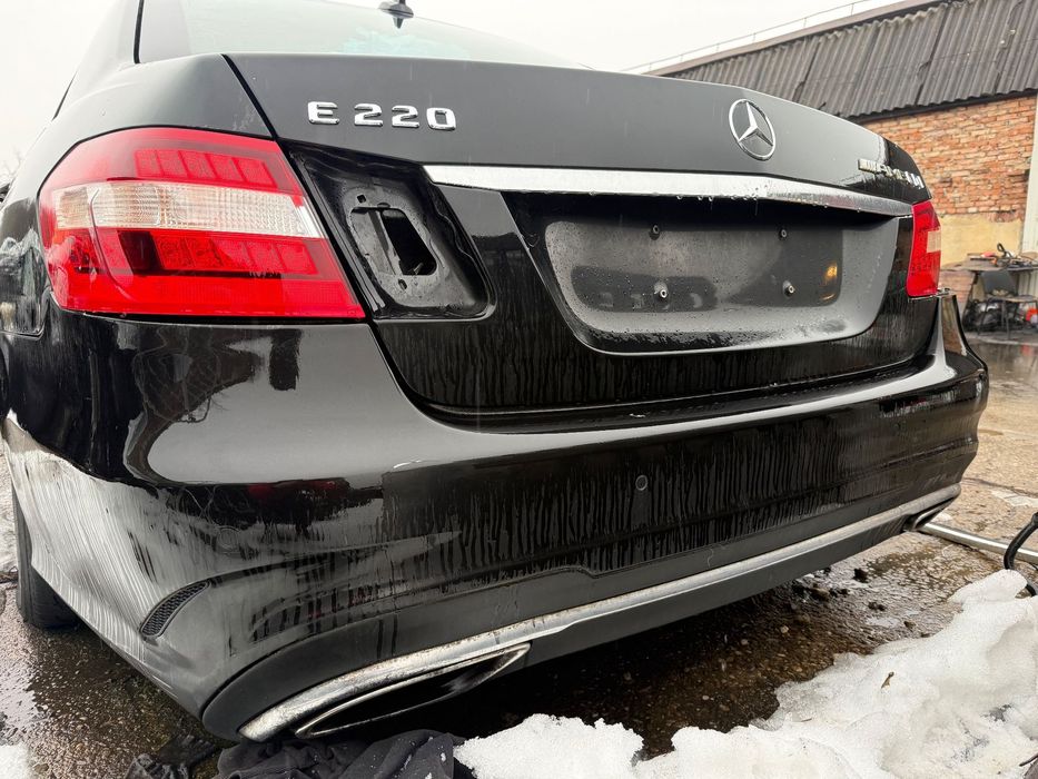 Bara spate mercedes e class w212 facelift an 2013-2016 completa