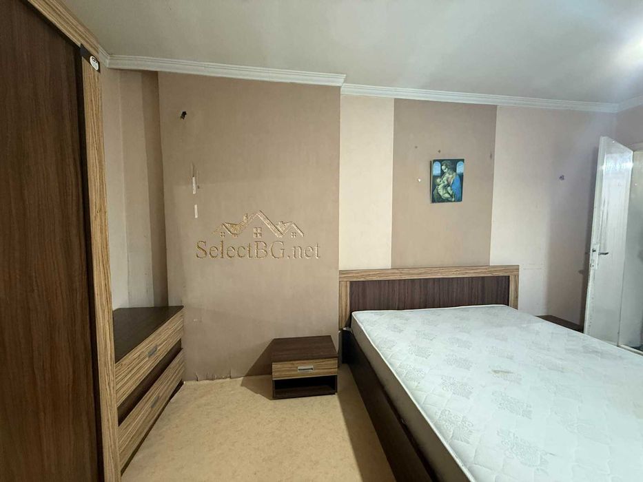 Продава се Двустаен апартамент в Велико Търново, Център - 45 кв.м за 1378 €/кв.м - Снимка #1