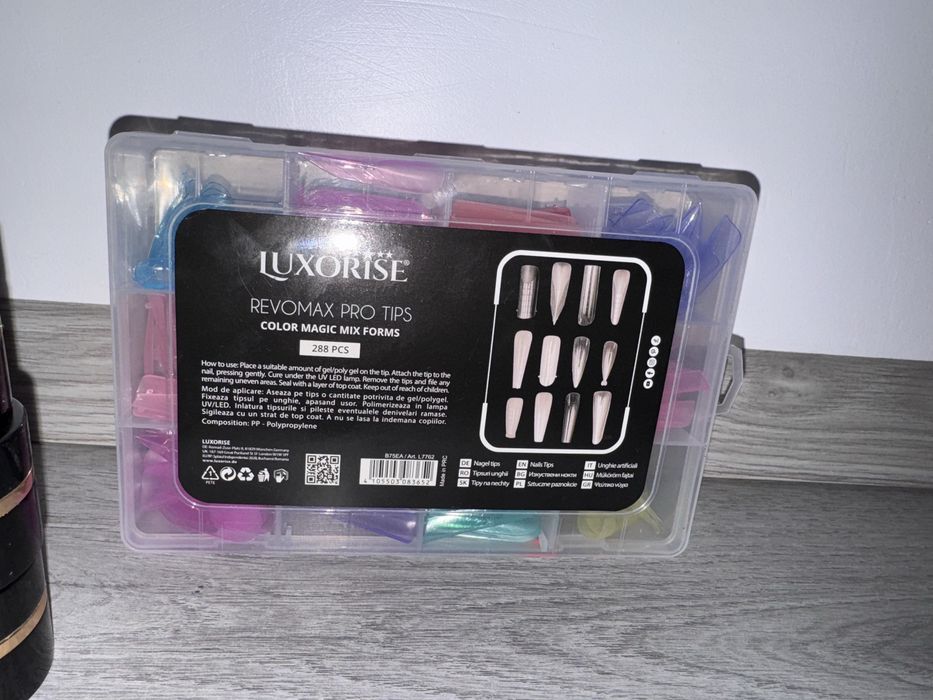 Kit de manichiura pentru începatori+lampă UV gratis