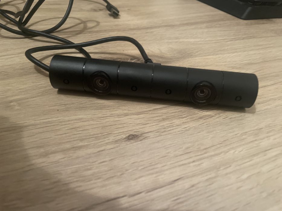 Ps4+ 3 jocuri+ controller+ cameră