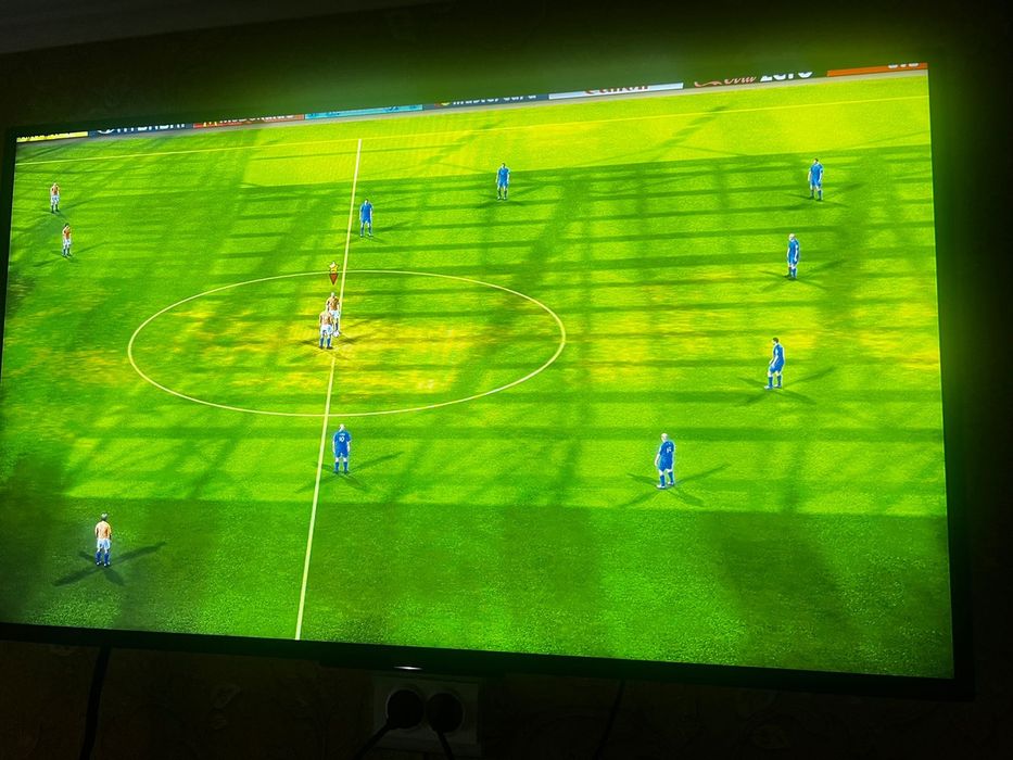 Продам игровую консоль Х box 360