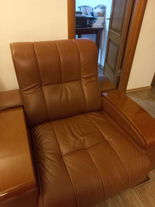 Vând fotoliu piele naturala