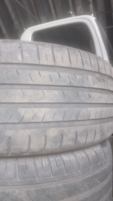 Продам шины срочно отдам даром почти
