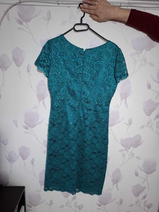 Rochie verde dantela.