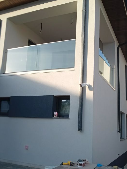 Balustrade sticlă,   scară interioară