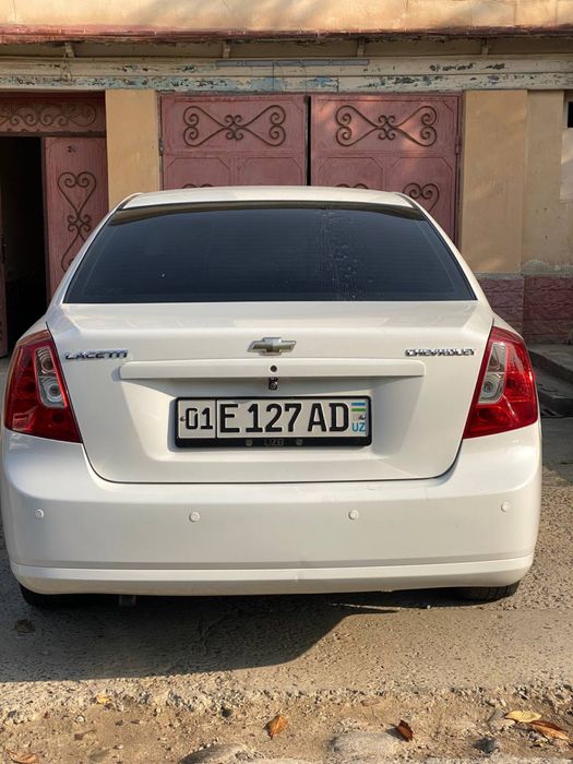 Lasetti 2013-yil aftamat 1.6 arendaga