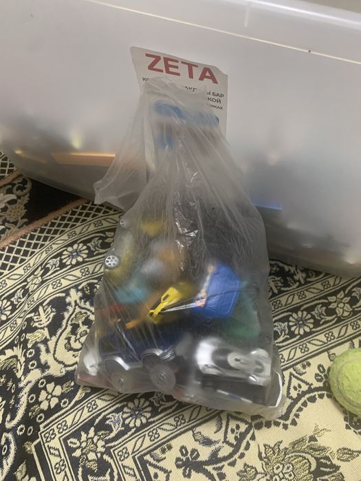 Продам ящик лего и другое