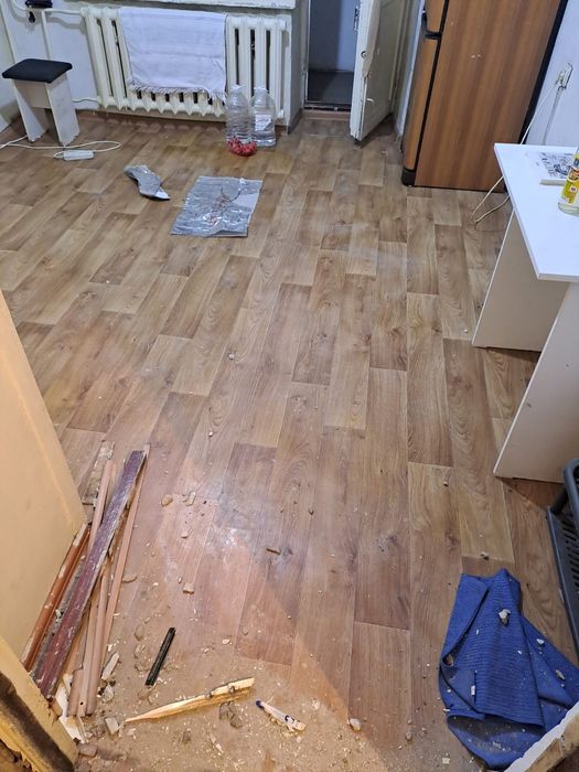 Линолеум отдам. Забрать всё сразу